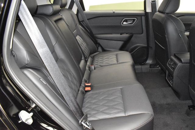 2026 Nissan Rogue AWD Platinum - 22915795 - 32