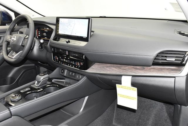 2026 Nissan Rogue AWD Platinum - 22920267 - 28