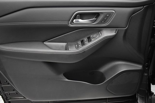 2026 Nissan Rogue AWD Platinum - 22926149 - 9