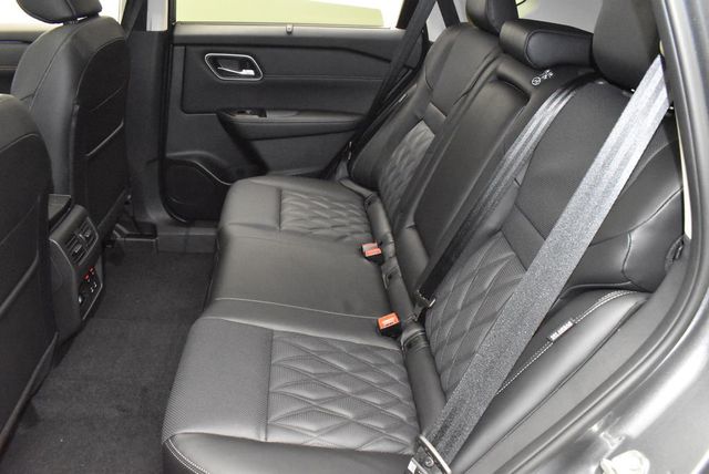 2026 Nissan Rogue AWD Platinum - 22966321 - 35