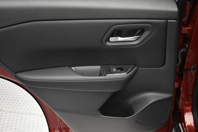 2026 Nissan Rogue AWD SV - 22912121 - 31