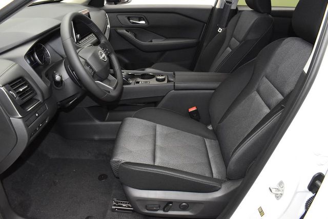 2026 Nissan Rogue AWD SV - 22915790 - 11