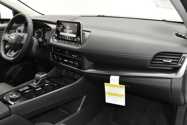 2026 Nissan Rogue AWD SV - 22915790 - 24