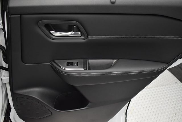 2026 Nissan Rogue AWD SV - 22920923 - 27