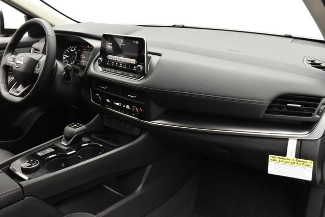 2026 Nissan Rogue AWD SV - 22939375 - 24