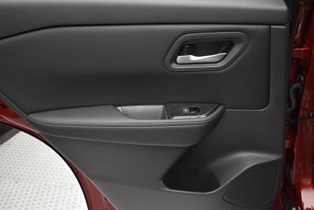 2026 Nissan Rogue AWD SV - 22939386 - 31