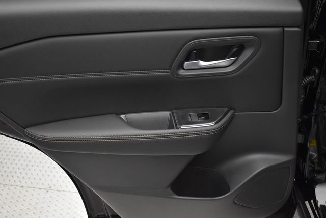 2026 Nissan Rogue AWD SV - 22969750 - 32