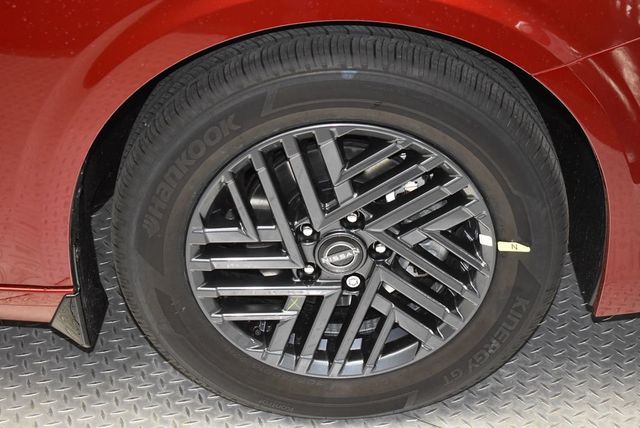 2026 Nissan Sentra SV Sedan - 22973065 - 33