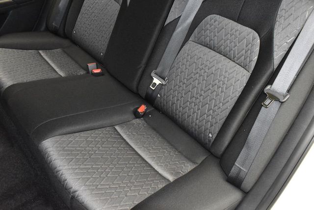 2026 Nissan Sentra SV Sedan - 22973067 - 33