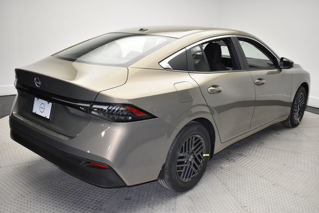 2026 Nissan Sentra SV Sedan - 22975904 - 4