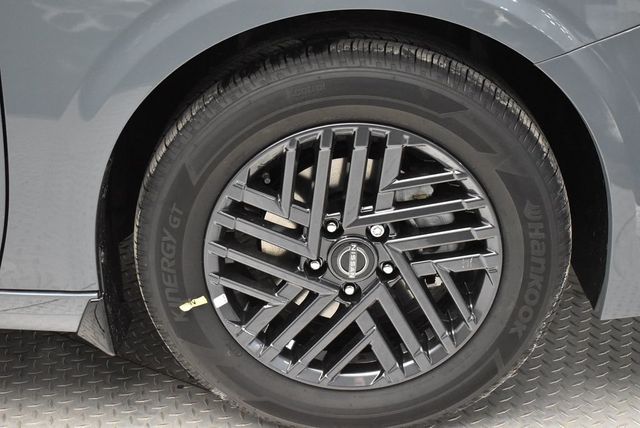 2026 Nissan Sentra SV Sedan - 22987687 - 33