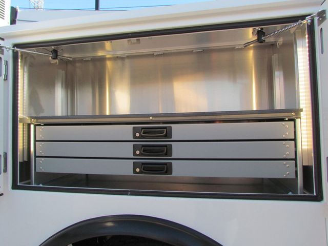 2026 Peterbilt 536 Mechanics Service Truck 4x2 - 23006230 - 7