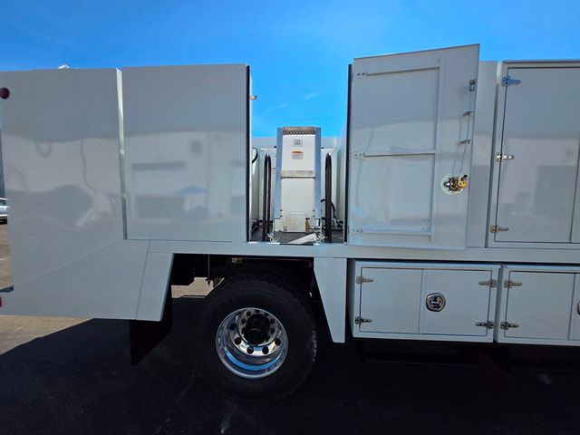 2026 Peterbilt 537 PM Lube Service Truck - 22900094 - 1