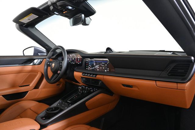 2026 Porsche 911 Carrera 4S Cabriolet - 22990226 - 15