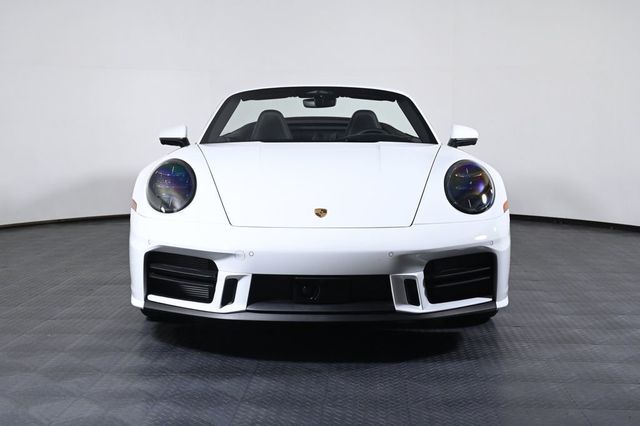 2026 Porsche 911 Carrera 4S Cabriolet - 23019650 - 9