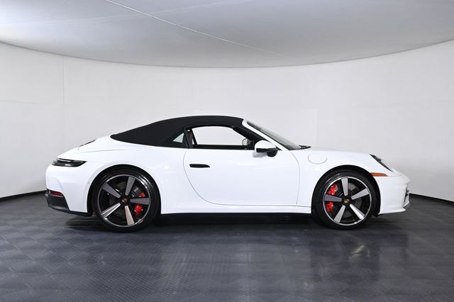 2026 Porsche 911 Carrera 4S Cabriolet - 23019650 - 7