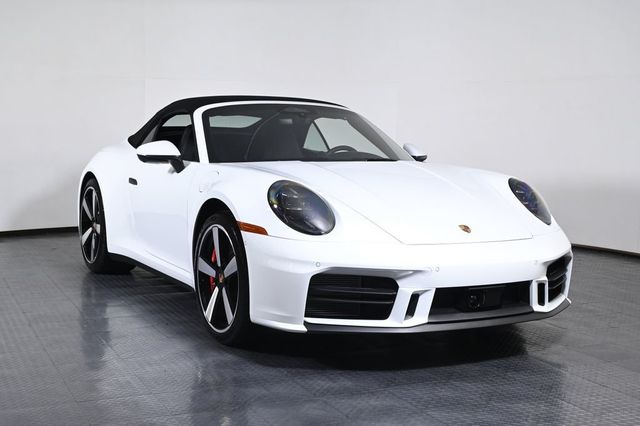 2026 Porsche 911 Carrera 4S Cabriolet - 23019650 - 8