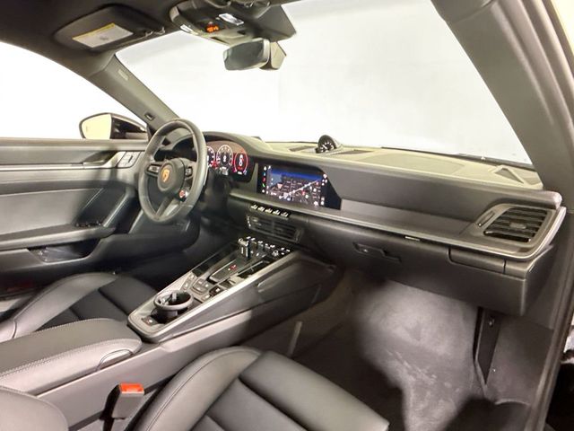 2026 Porsche 911 Carrera 4S Coupe - 23033815 - 17