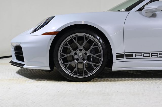 2026 Porsche 911 Carrera Coupe - 22944988 - 28