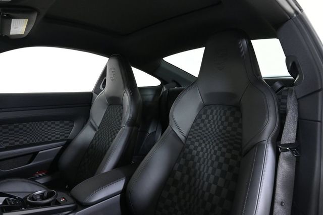 2026 Porsche 911 Carrera Coupe - 22944988 - 4