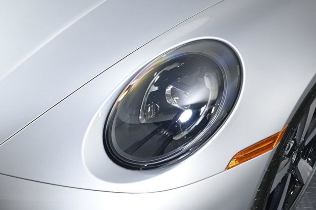 2026 Porsche 911 Carrera Coupe - 23027580 - 24