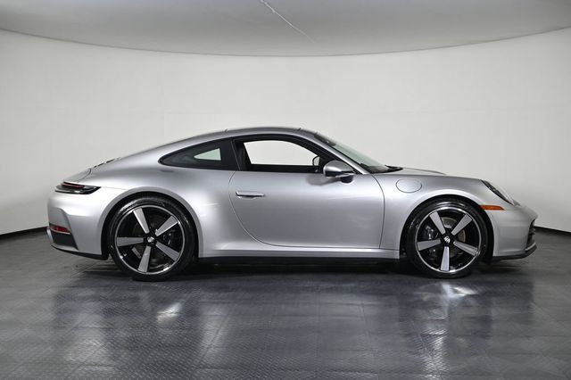 2026 Porsche 911 Carrera Coupe - 23027580 - 7