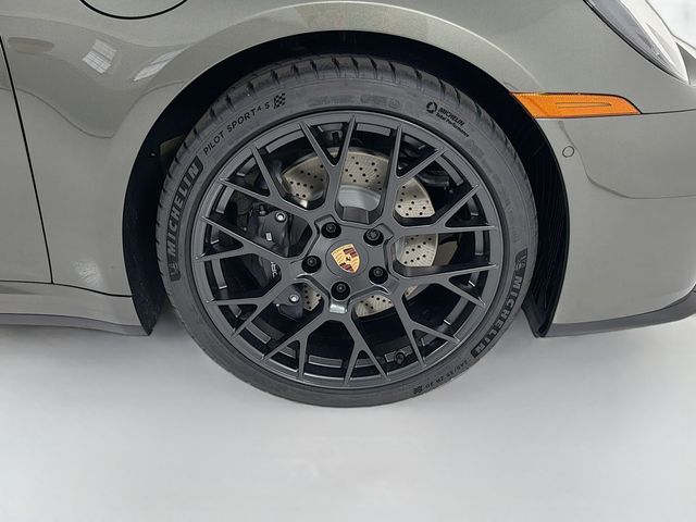 2026 Porsche 911 Carrera Coupe - 23027456 - 33
