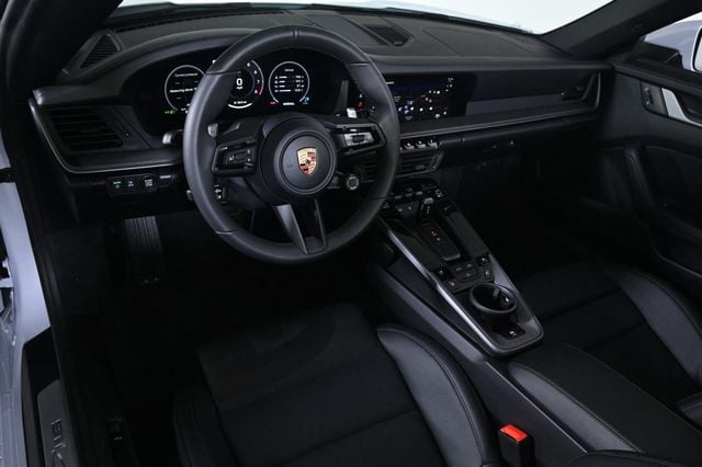 2026 Porsche 911 Carrera S Cabriolet - 22999504 - 3