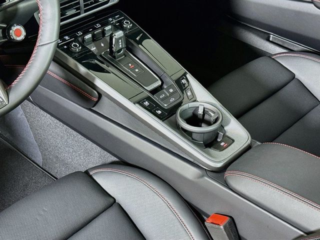 2026 Porsche 911 Carrera S Coupe - 23085484 - 14