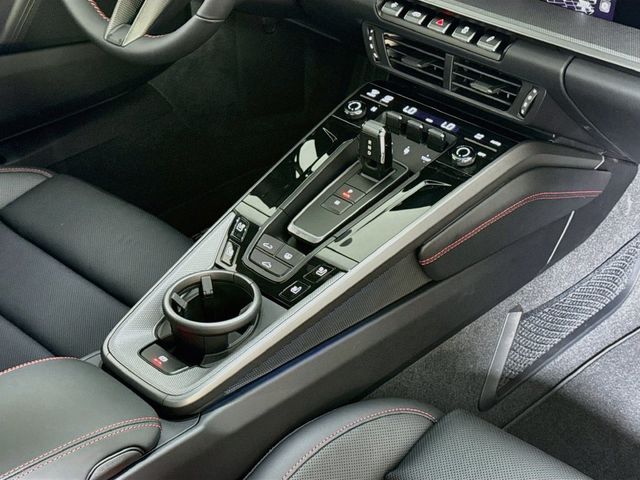 2026 Porsche 911 Carrera S Coupe - 23085484 - 18