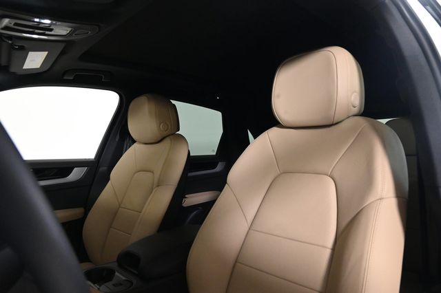 2026 Porsche Cayenne AWD - 22956920 - 4