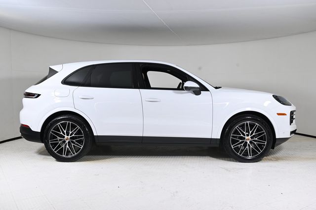 2026 Porsche Cayenne AWD - 22956920 - 7