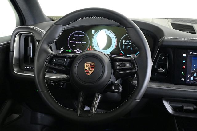 2026 Porsche Cayenne AWD - 22972754 - 11
