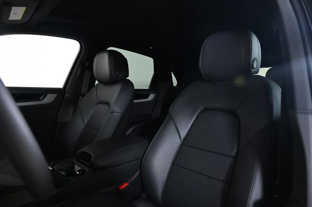 2026 Porsche Cayenne AWD - 22987632 - 4