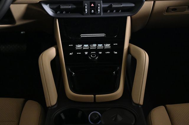 2026 Porsche Cayenne AWD - 22987664 - 14