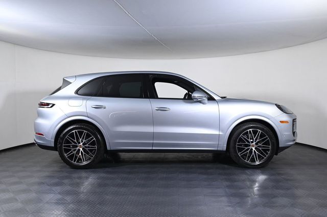 2026 Porsche Cayenne AWD - 23031554 - 7