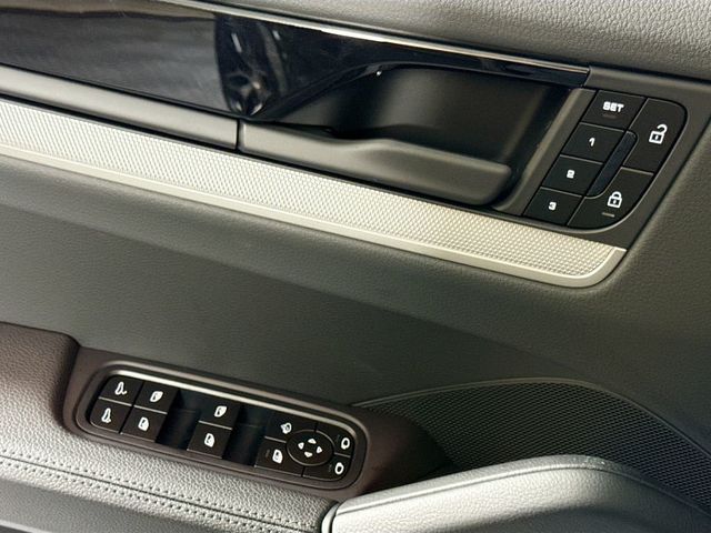 2026 Porsche Cayenne AWD - 23033818 - 29