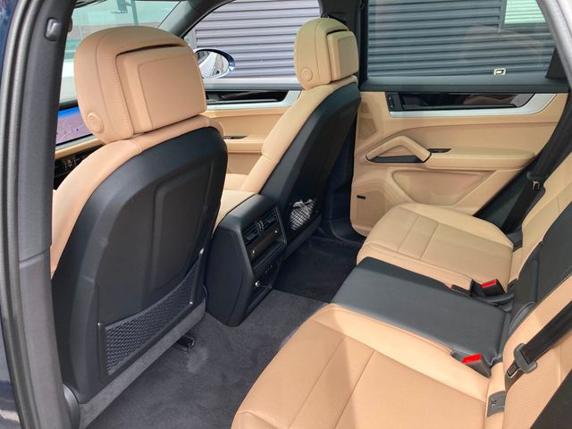 2026 Porsche Cayenne AWD - 22924435 - 19