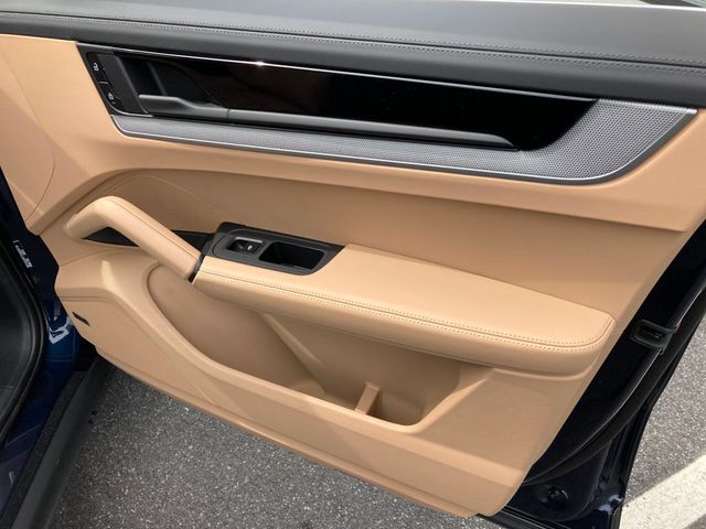 2026 Porsche Cayenne AWD - 22924435 - 26