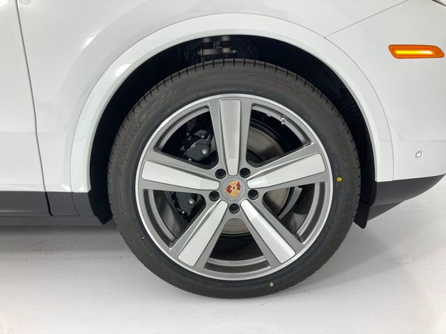 2026 Porsche Cayenne AWD - 22952638 - 26