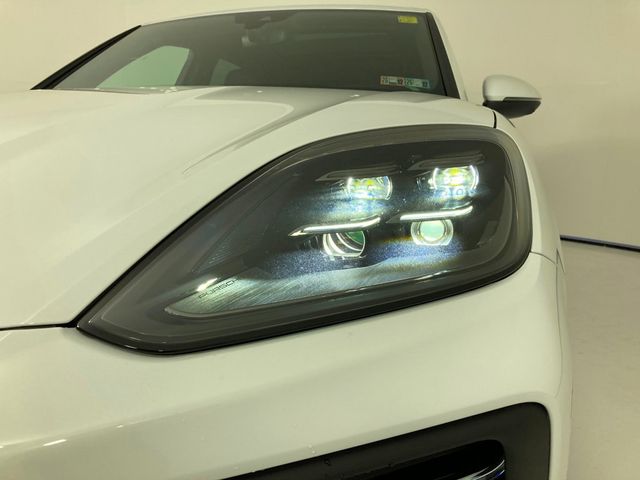 2026 Porsche Cayenne AWD - 22952638 - 32