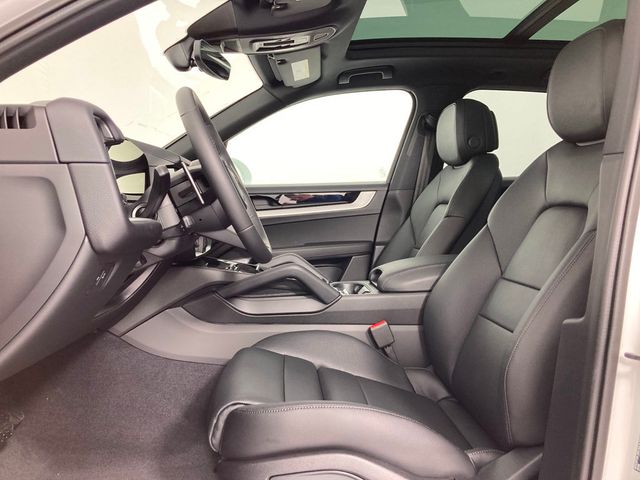 2026 Porsche Cayenne AWD - 22952638 - 4
