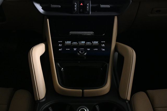 2026 Porsche Cayenne Coupe AWD - 23002860 - 14