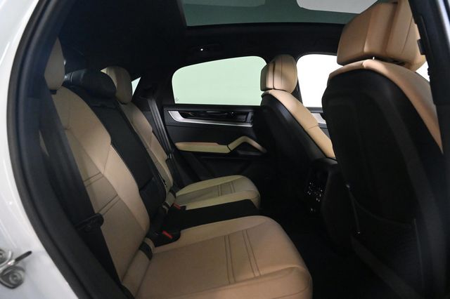 2026 Porsche Cayenne Coupe AWD - 23002860 - 17
