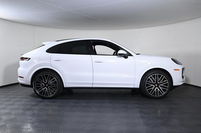 2026 Porsche Cayenne Coupe AWD - 23002860 - 7