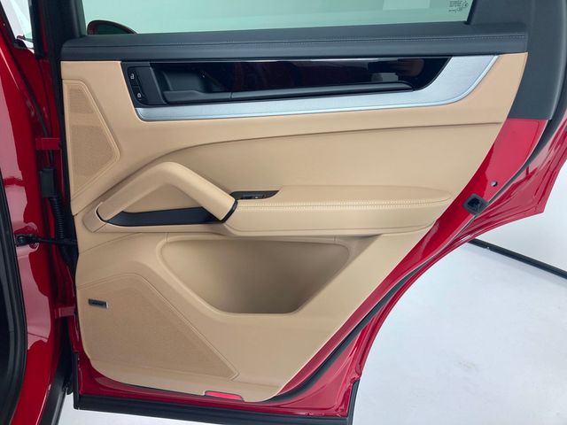 2026 Porsche Cayenne Coupe AWD - 22965795 - 15