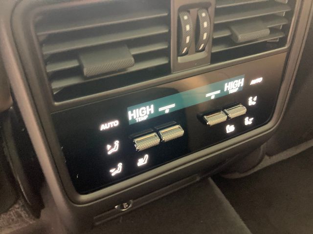 2026 Porsche Cayenne Coupe AWD - 22965795 - 34