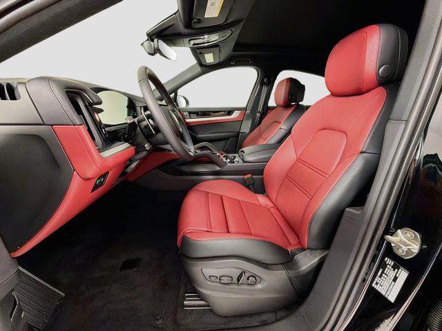 2026 Porsche Cayenne Coupe AWD - 23067581 - 4