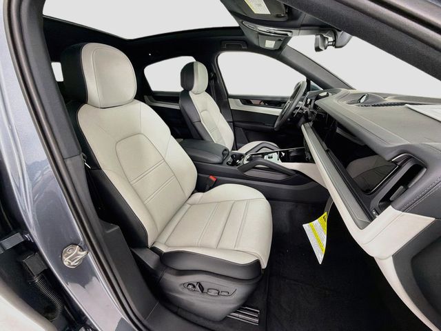 2026 Porsche Cayenne Coupe AWD - 23069421 - 28