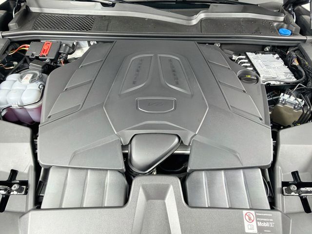 2026 Porsche Cayenne Coupe AWD - 23069421 - 30